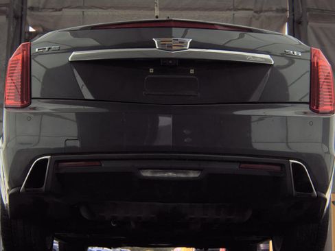 Used 2018 Cadillac CTS Premium Luxury image 7