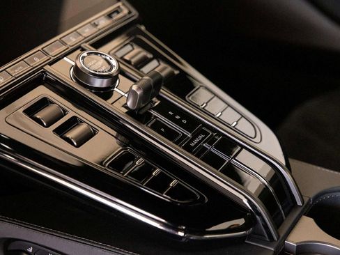 New 2026 Aston Martin V8 Vantage Coupe image 33