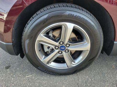 Certified 2020 Ford Edge SEL image 32