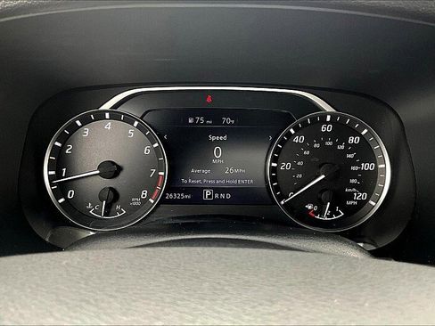 Used 2023 Nissan Frontier SV image 23