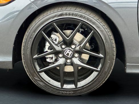 Certified 2025 Honda Civic Sport image 24