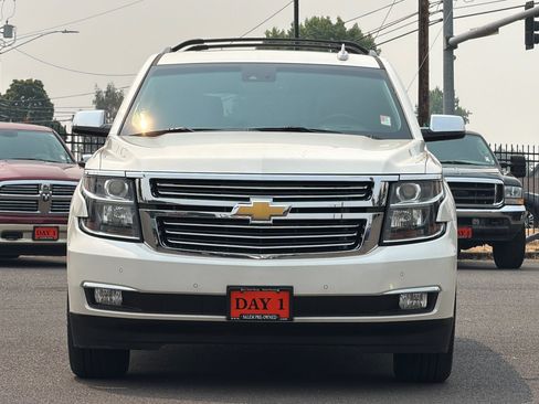 Used 2015 Chevrolet Tahoe LTZ AWD/4WD image 11