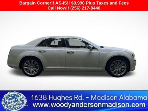 Used 2013 Chrysler 300 C w/ Light Group RWD image 5