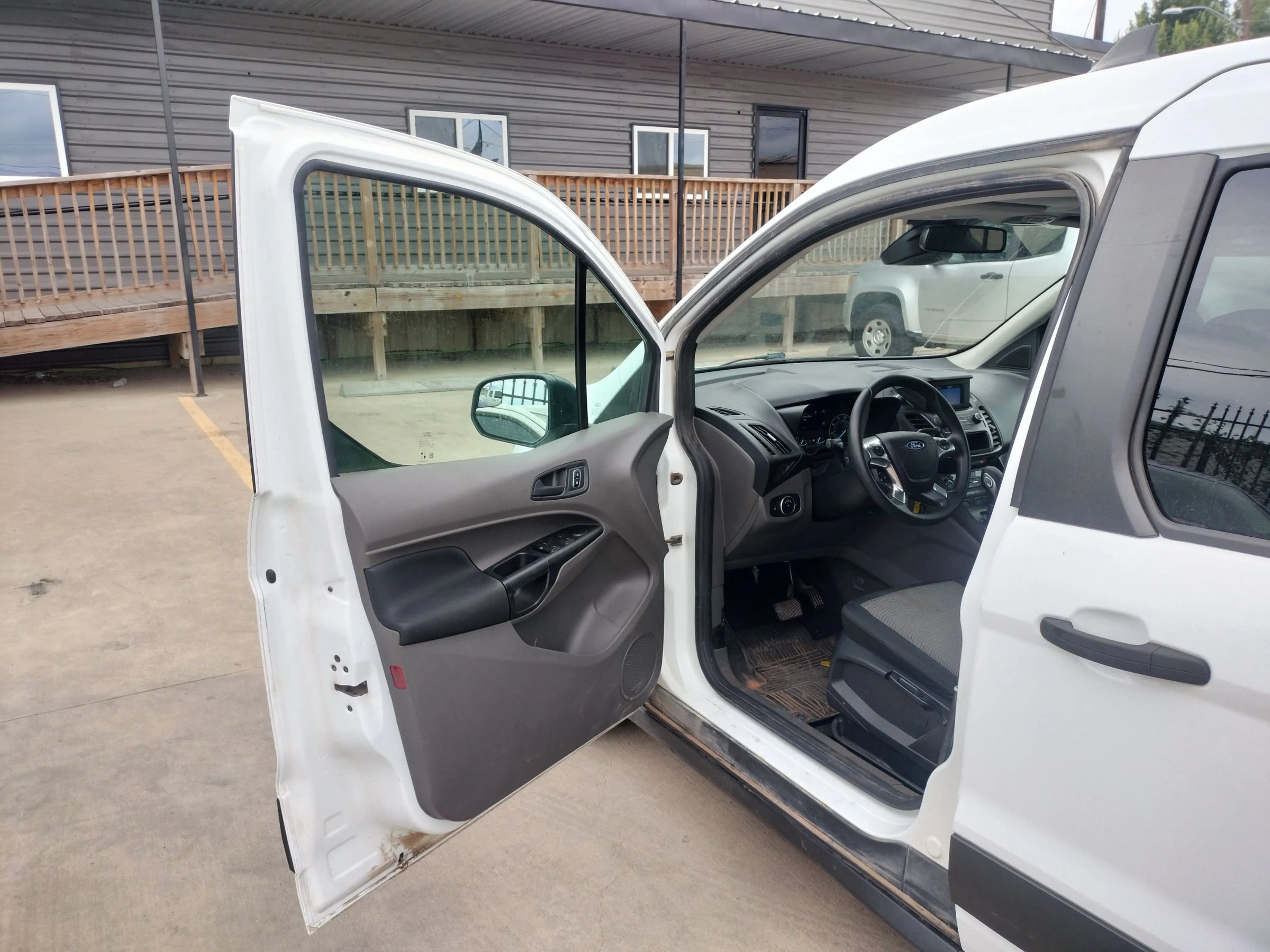 Used 2022 Ford Transit Connect XL FWD image 15