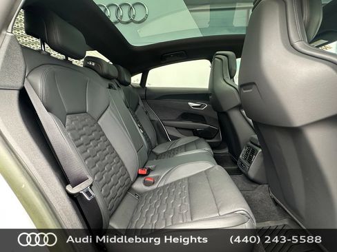 Certified 2023 Audi e-tron GT Premium Plus AWD/4WD image 38