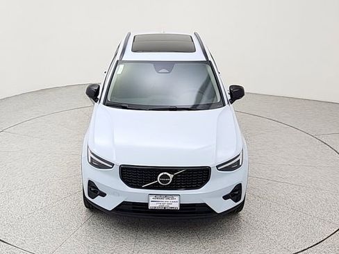 New 2026 Volvo XC40 B5 Plus w/ Climate Package AWD/4WD image 14