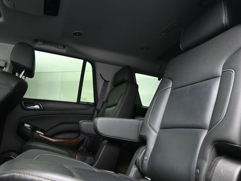 Used 2017 Chevrolet Tahoe Premier RWD image 12