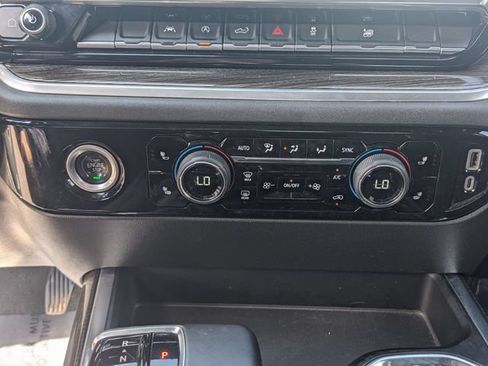 Used 2022 Chevrolet Silverado 1500 RST AWD/4WD image 22