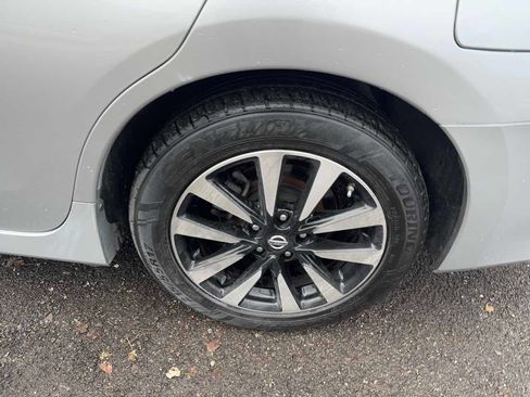 Used 2018 Nissan Altima 2.5 SL image 9