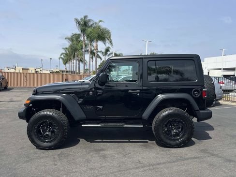 Used 2023 Jeep Wrangler Sport AWD/4WD image 2
