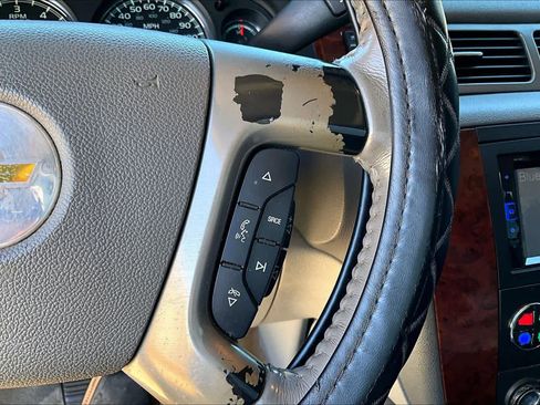 Used 2011 Chevrolet Tahoe LT image 20