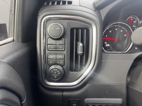 Used 2023 Chevrolet Silverado 2500 LTZ w/ LTZ Plus Package image 29