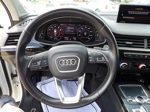 Used 2019 Audi Q7 3.0T Premium Plus w/ Premium Plus Package AWD/4WD image 16