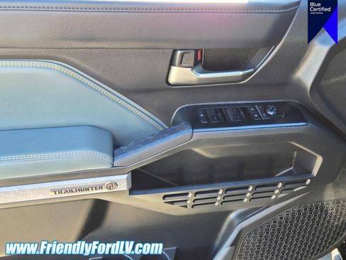 Used 2025 Toyota Tacoma Trailhunter image 19