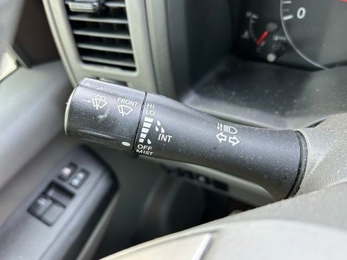 Used 2020 Nissan NV 3500 SL image 21