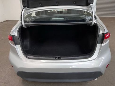 Used 2024 Toyota Corolla LE FWD image 16