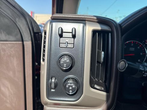 Used 2015 GMC Sierra 1500 Denali w/ Driver Alert Package AWD/4WD image 23