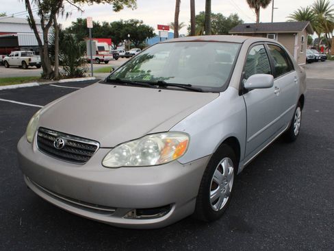 Used 2005 Toyota Corolla CE FWD image 19