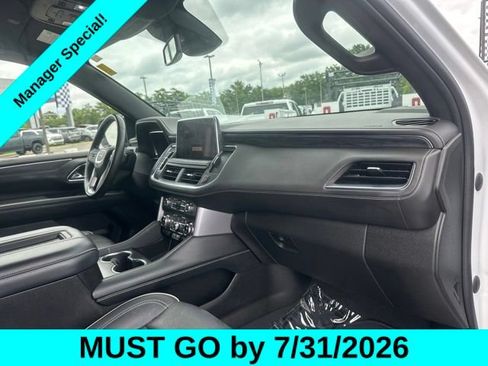 Used 2023 GMC Yukon SLT RWD image 34