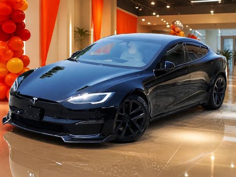 Used 2022 Tesla Model S Plaid AWD/4WD image 1