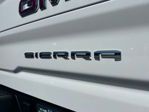 New 2025 GMC Sierra 2500 AT4 w/ AT4 Premium Plus Package image 32