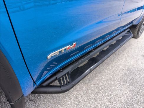 Used 2023 GMC Sierra 1500 AT4 w/ AT4 Premium Package AWD/4WD image 10