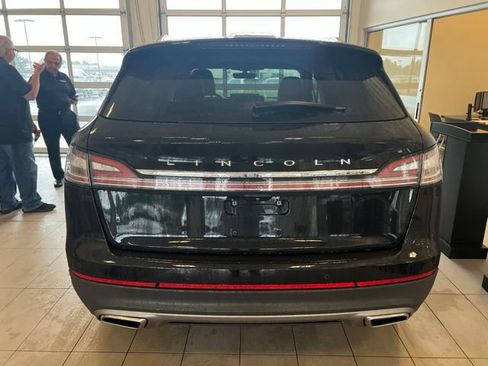 Used 2023 Lincoln Nautilus Reserve w/ Monochromatic Package AWD/4WD image 3