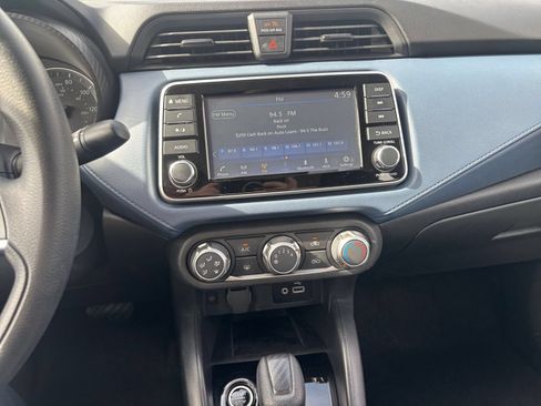 Used 2025 Nissan Versa SV FWD image 16