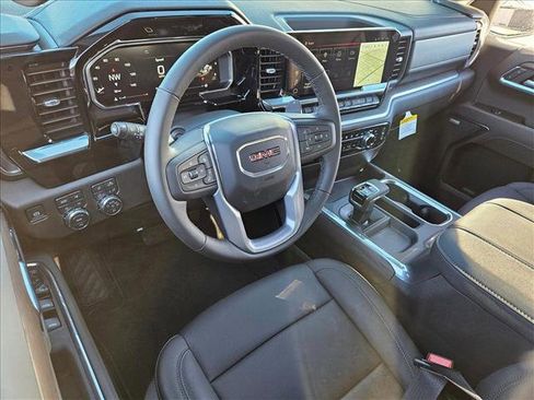New 2026 GMC Sierra 1500 SLT w/ SLT Convenience Package image 3