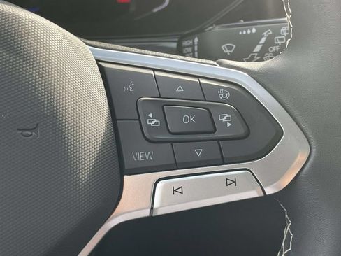 Certified 2023 Volkswagen Taos SEL AWD/4WD image 24