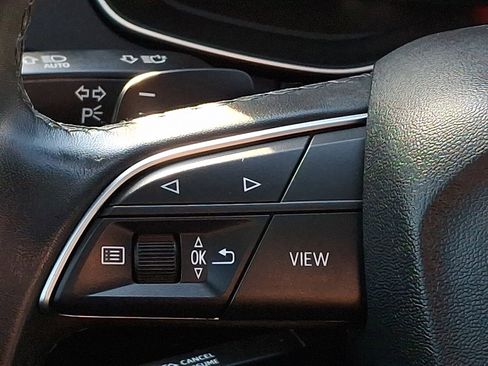 Used 2022 Audi Q5 e Premium Plus image 22