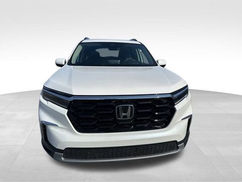 Certified 2025 Honda Pilot Elite image 23