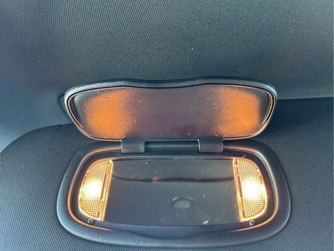 New 2026 Chrysler Pacifica Select image 22