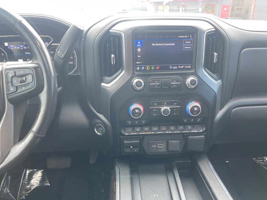 Used 2020 GMC Sierra 3500 Denali w/ Denali Ultimate Package AWD/4WD image 26