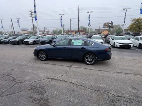 New 2026 Honda Accord EX-L image 6