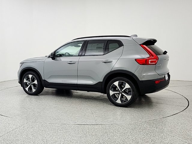 New 2026 Volvo XC40 B5 Plus w/ Protection Package Premier AWD/4WD image 7