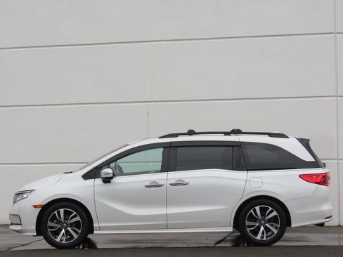 Used 2022 Honda Odyssey Touring image 4