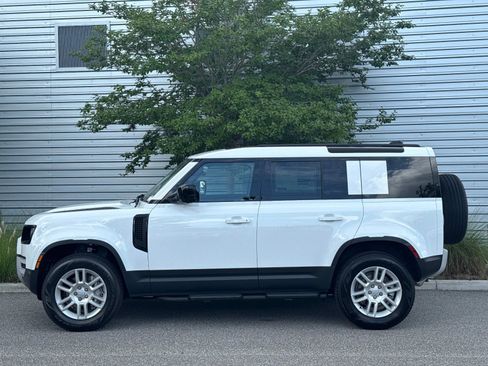 Certified 2025 Land Rover Defender 110 S image 4