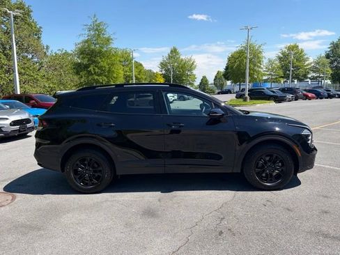 Used 2025 Kia Sportage X-Pro AWD/4WD image 9