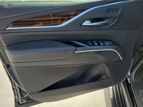 Certified 2023 Cadillac Escalade Luxury RWD image 24
