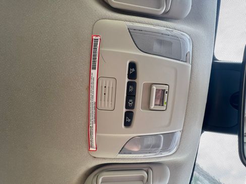 Used 2022 Toyota Corolla LE FWD image 42