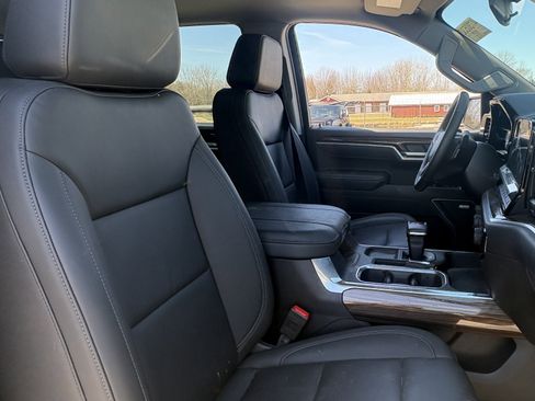 Used 2025 Chevrolet Silverado 1500 RST w/ Convenience Package II image 21