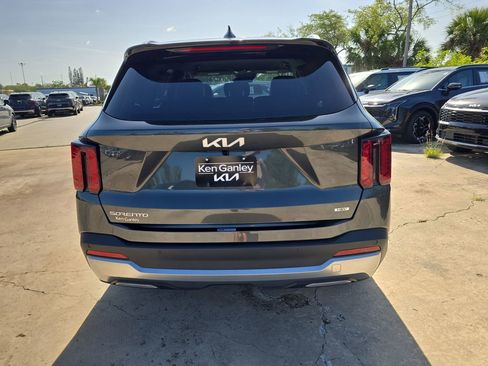 New 2026 Kia Sorento EX image 7