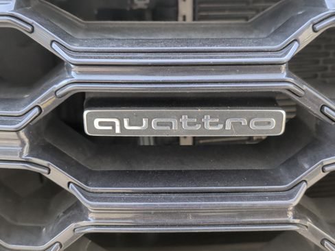 Certified 2021 Audi Q5 e Premium Plus w/ Premium Plus Package image 12