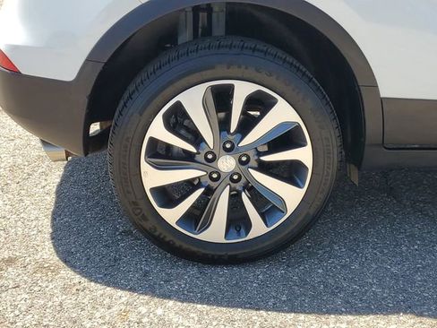 Used 2022 Buick Encore Preferred w/ Safety Package AWD/4WD image 30