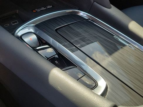 Certified 2023 Buick Enclave Premium w/ Experience Buick Package image 27