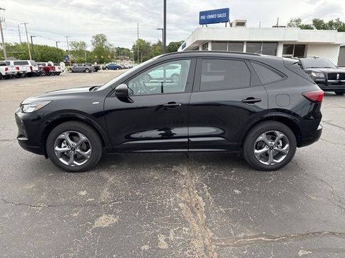 Used 2024 Ford Escape ST-Line w/ Tech Pack #1 image 4