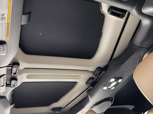 Used 2020 Jeep Gladiator Overland image 18