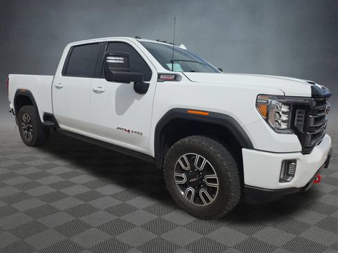Used 2022 GMC Sierra 2500 AT4 w/ AT4 Preferred Package AWD/4WD image 4