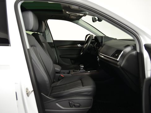 Certified 2025 Audi Q5 Premium w/ Convenience Plus Package image 20